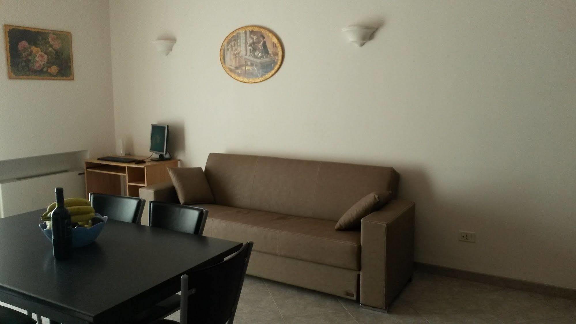 Mare And City House Манфредония Екстериор снимка