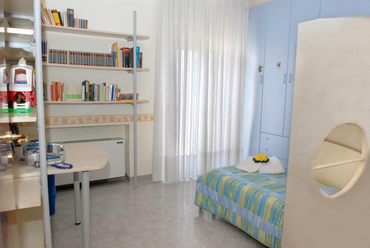 Mare And City House Манфредония Екстериор снимка