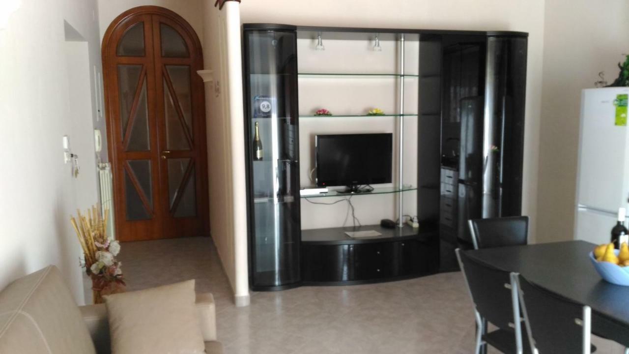 Mare And City House Манфредония Екстериор снимка