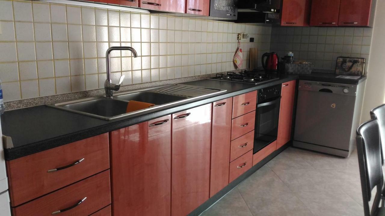 Mare And City House Манфредония Екстериор снимка